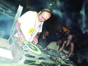 DJ PIERTOSI