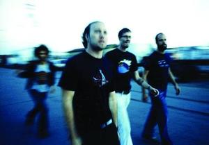 ROGUE WAVE