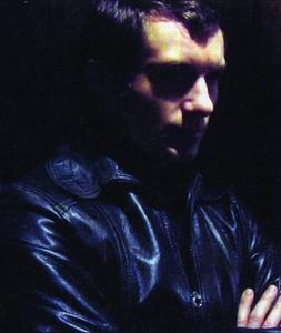 PLAY PAUL