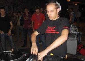Dj ONIKS