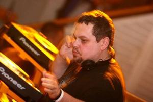 DJ KUHL TAMAS