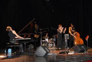 JAZZ CATS COMBO