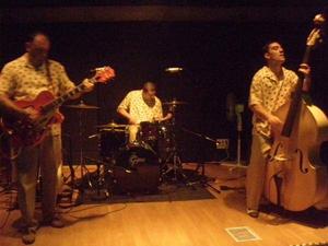 JOHNNY LODA TRIO