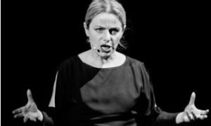 LUCILLA GIAGNONI