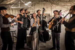 BARCELONA GIPSY BALKAN ORCHESTRA AVO KANTO LIVE TOUR