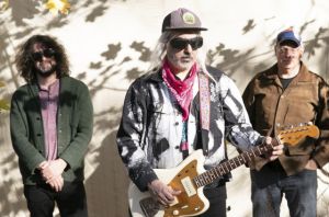 DINOSAUR JR