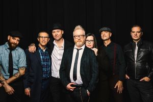 FLOGGING MOLLY