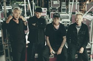 SEX PISTOLS feat. FRANK CARTER